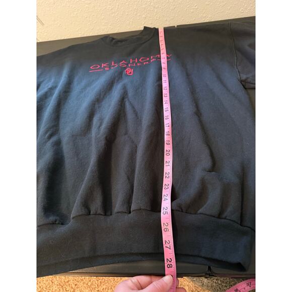 Oklahoma Sooners XL Black Sweatshirt Red Embroidered Logo Pullover Football - Picture 6 of 8